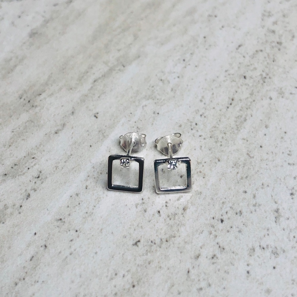 925 Sterling Silver Square Stud Earrings